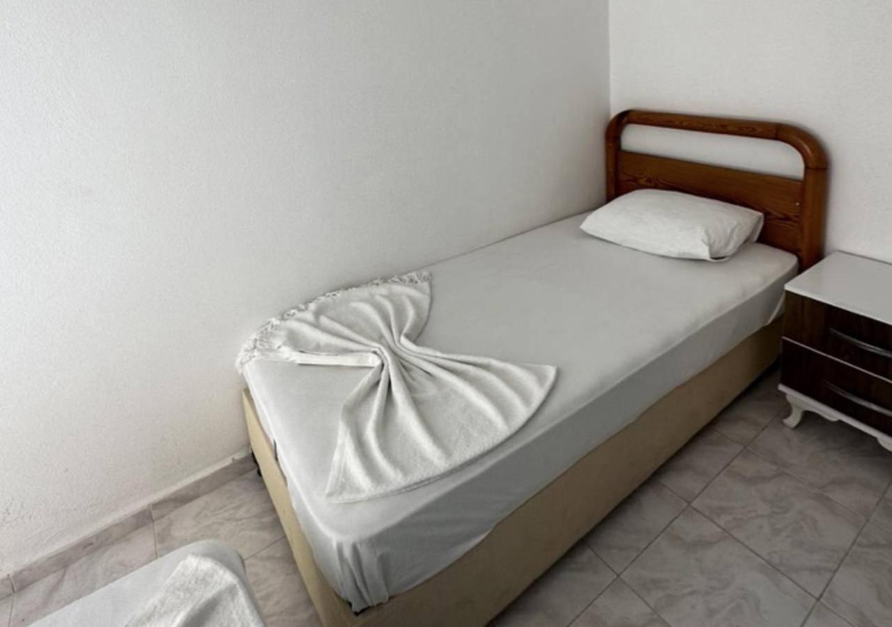 Beyaz Saray Apart Otel Sarimsakli Esterno foto
