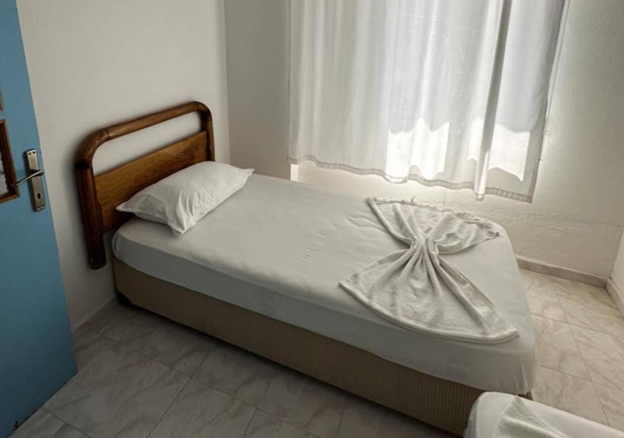 Beyaz Saray Apart Otel Sarimsakli Esterno foto